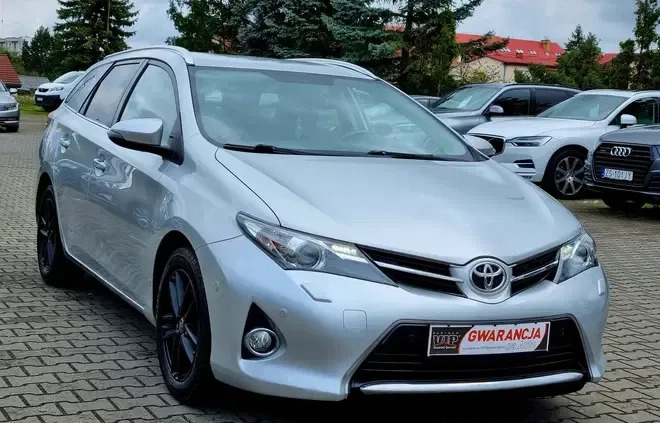 Toyota Auris cena 37900 przebieg: 219000, rok produkcji 2015 z Świebodzin małe 277